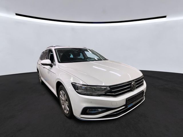 Passat DSG Business Navi Kamera Panorama CarPlay - carmax24 GmbH