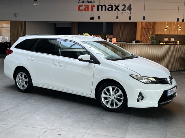 Auris 1.4 D-4D Life+ Navi Kamera PDC Shz BT - carmax24 GmbH